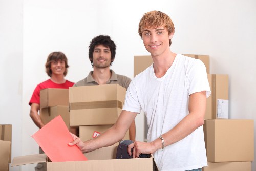 Stockwell moving van with loading support for household belongings